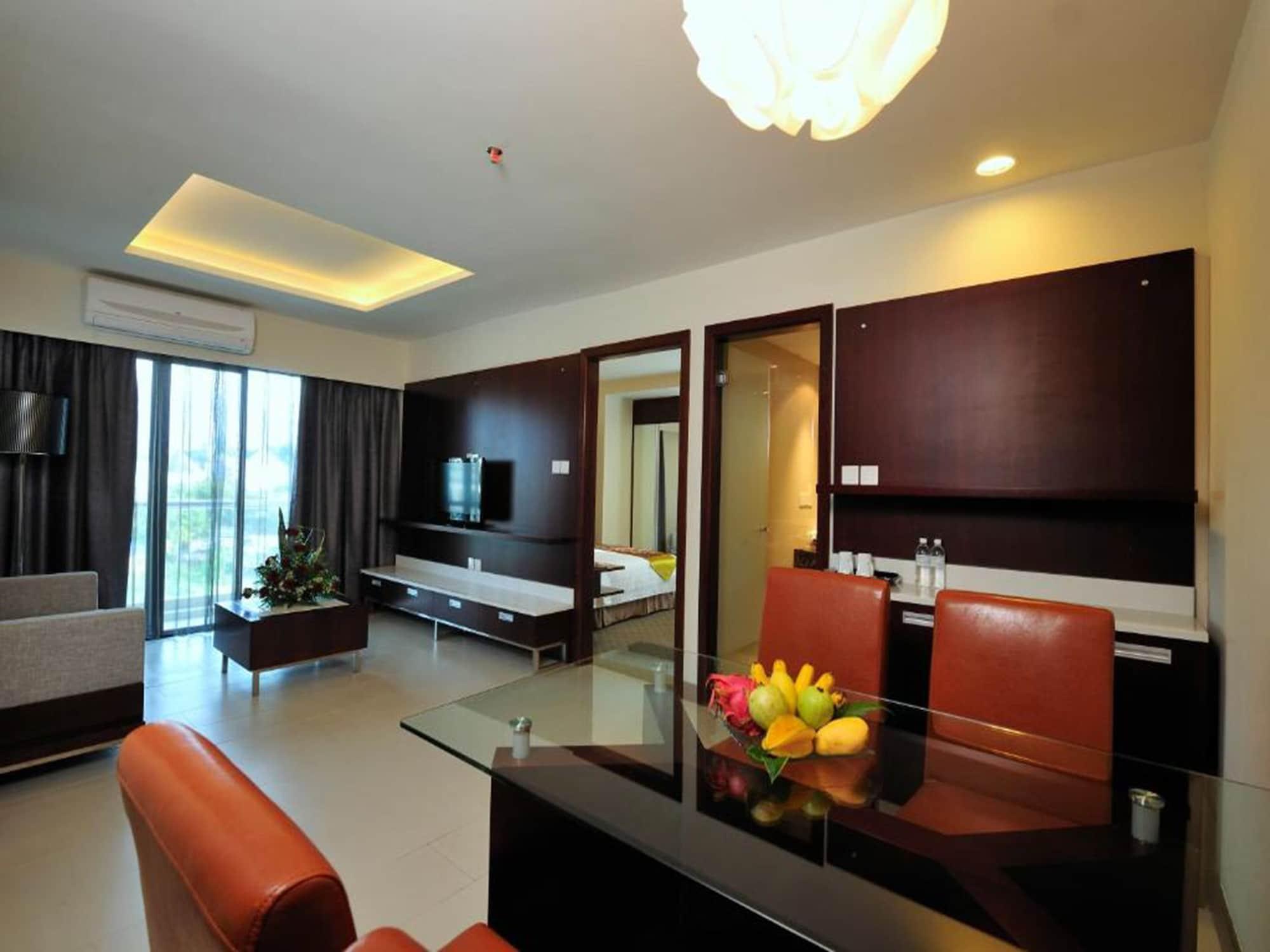 Ming Garden Hotel & Residences Kota Kinabalu Esterno foto