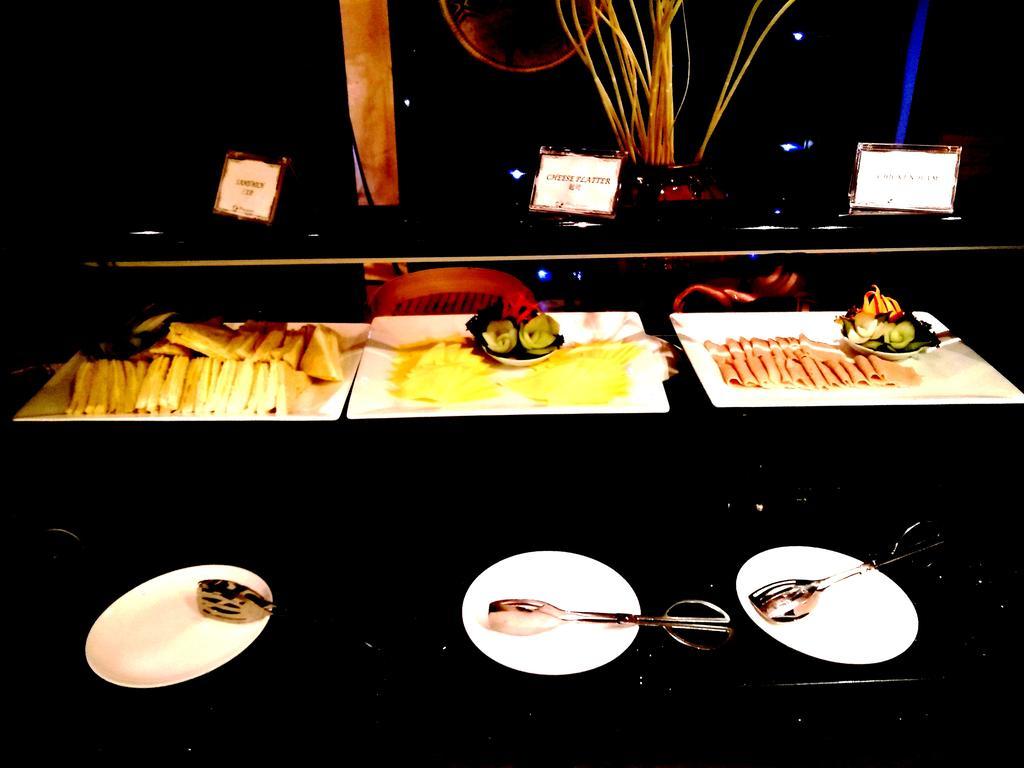 Ming Garden Hotel & Residences Kota Kinabalu Esterno foto